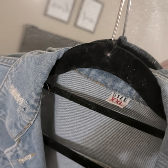 Distressed Jean Jacket - Picture 3 of 4